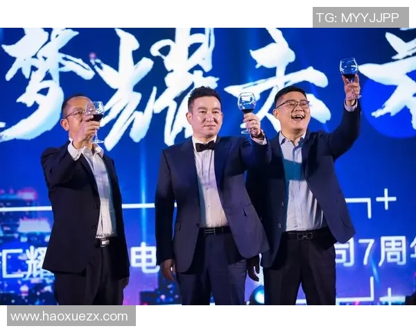 足球巨星兄妹情深携手逐梦赛场书写家族荣耀篇章