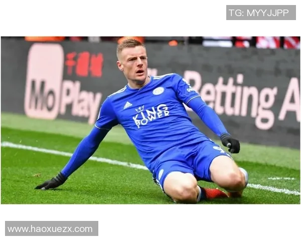 足球巨星的风采与传奇 一句描述揭示他们的非凡魅力与成就